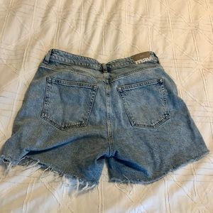 Mavi shorts size 28 gently used